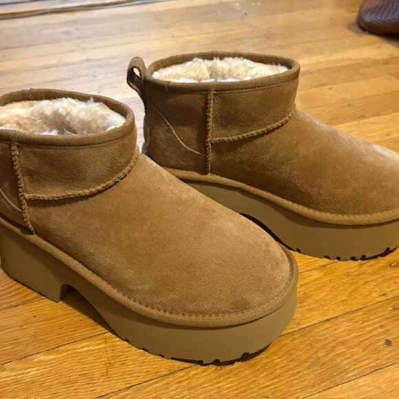 UGG Shearling Boots - Picture 2 of 4